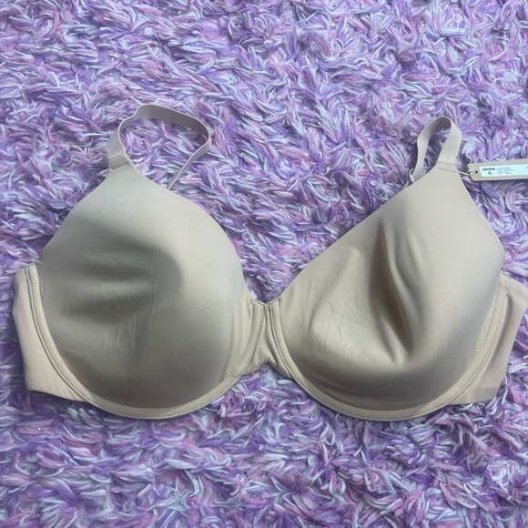 SKIMS Other - SKIMS Smooth Beige Bra